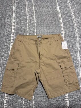 Men's Saddlebred Cargo Pants in Khaki - Classic Workwear Style
